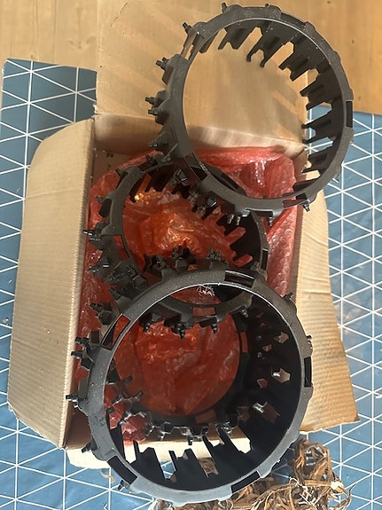 Product image 1 of 2