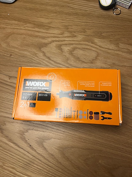 Product image 1 of 2