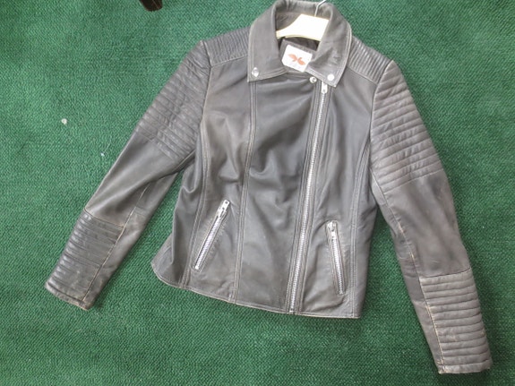 Product image 11 of 11