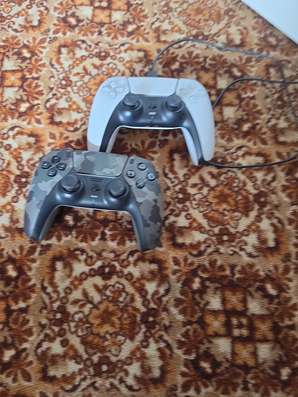 Product image 1 of 3