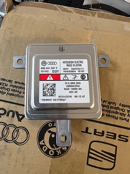 Product image 1 of 3