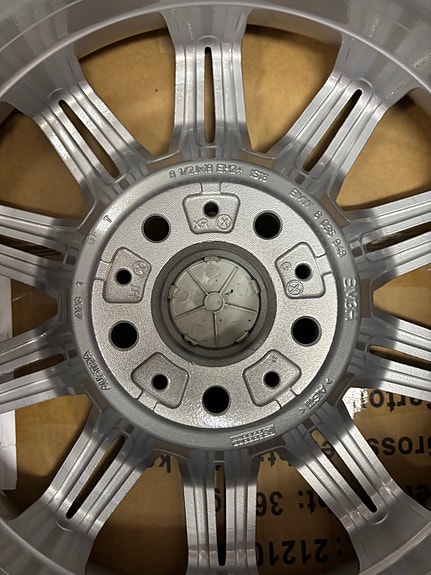 Product image 9 of 9