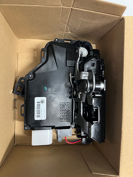 Product image 1 of 3