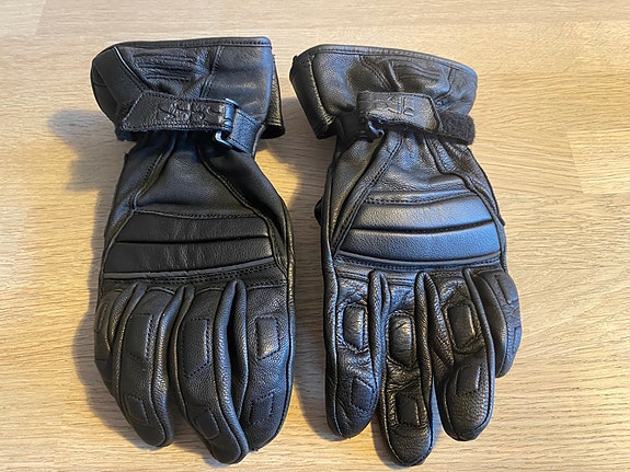 Product image 1 of 4