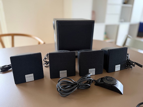 Product image 1 of 3