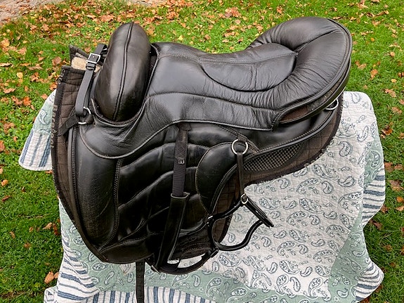 Product image 1 of 4