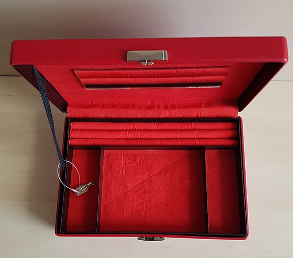 Product image 2 of 9