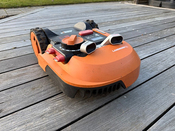 Product image 1 of 2