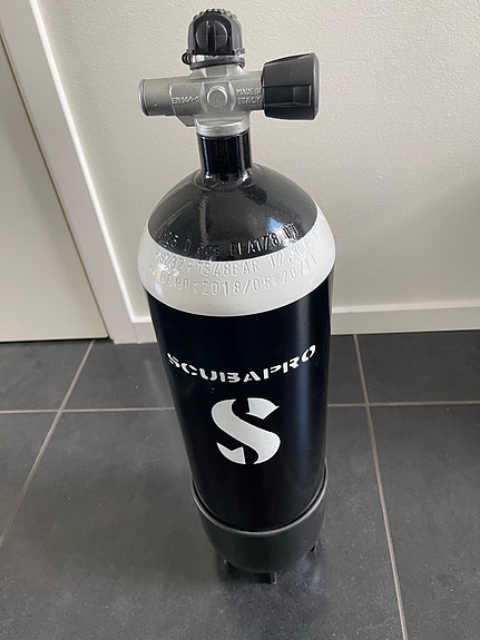 Product image 9 of 9