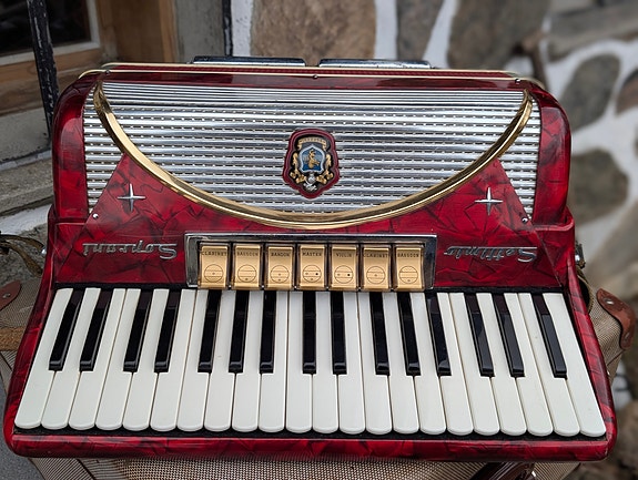 Product image 9 of 10