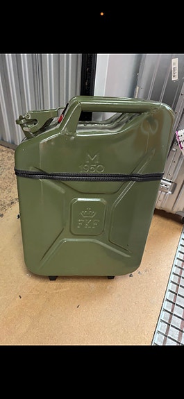 Product image 1 of 4