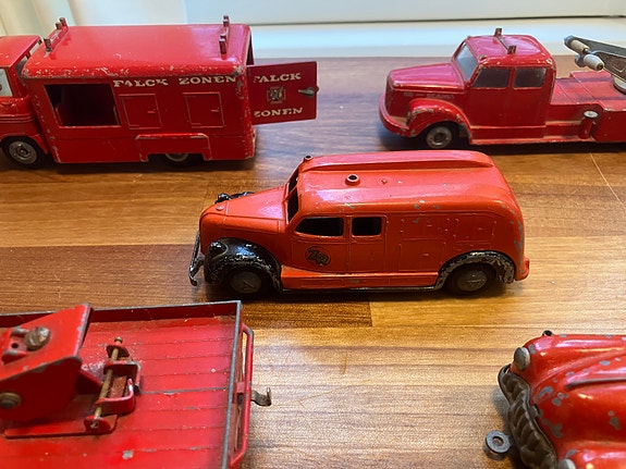 Product image 1 of 10