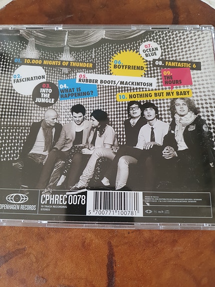 Product image 2 of 2