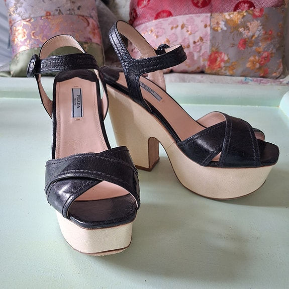 Product image 1 of 10