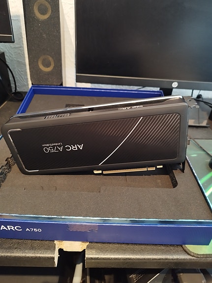 Product image 2 of 9