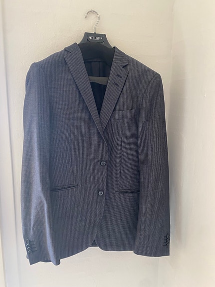 Product image 1 of 9