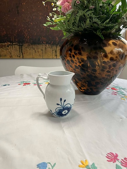 Product image 1 of 7