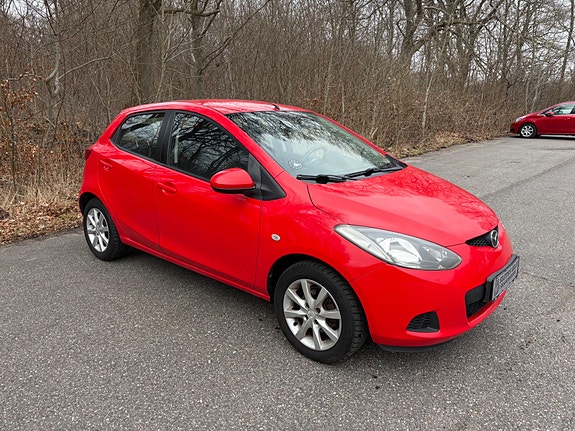 Mazda 2