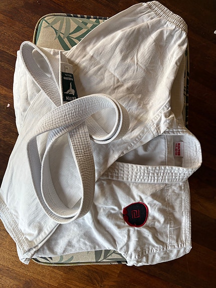 Product image 1 of 4