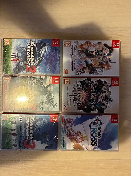 Product image 1 of 2