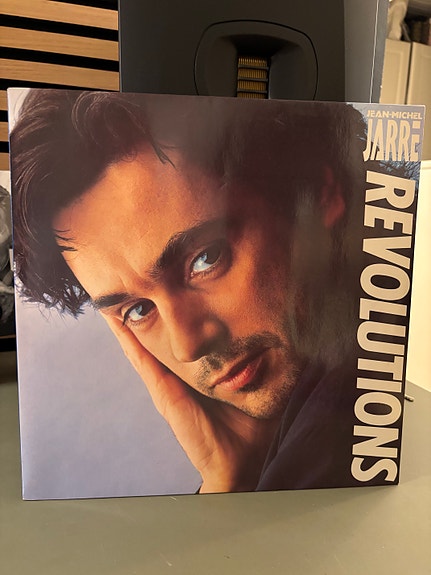 Product image 1 of 2