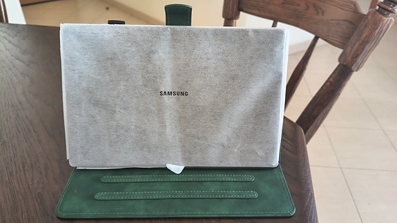 Product image 1 of 10