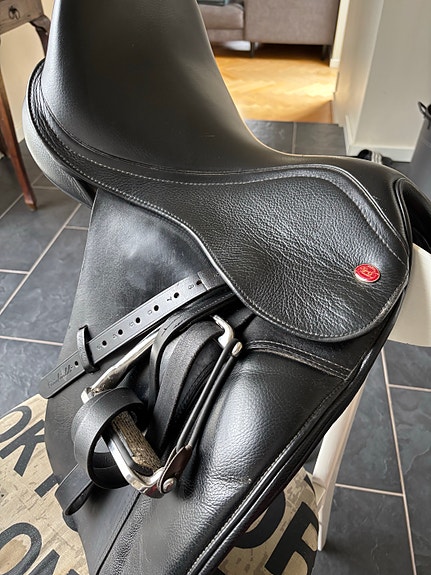 Product image 1 of 7