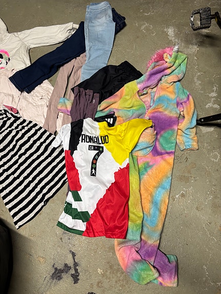 Product image 1 of 9