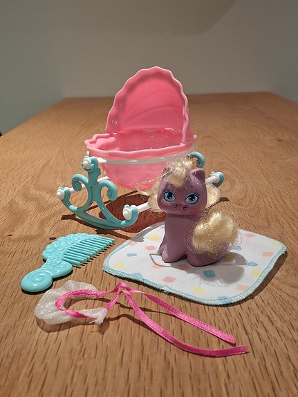 Product image 1 of 9