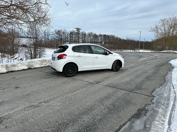 Peugeot 208 – billede 2