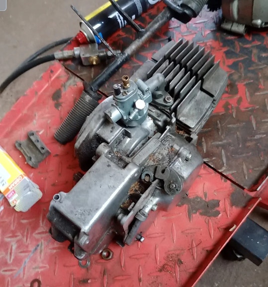 Product image 1 of 2