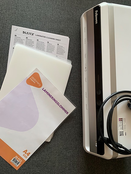 Product image 1 of 4