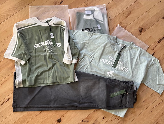 Product image 1 of 9