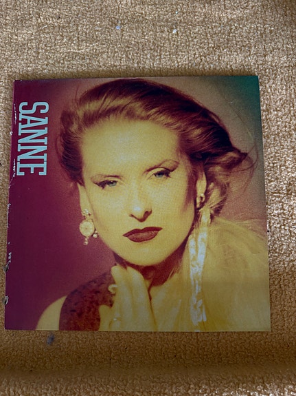 Product image 1 of 4