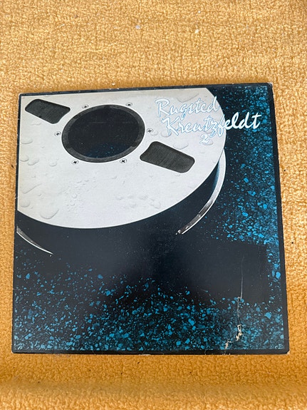 Product image 1 of 4