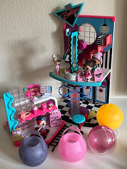 Product image 1 of 2