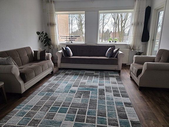 Product image 1 of 7