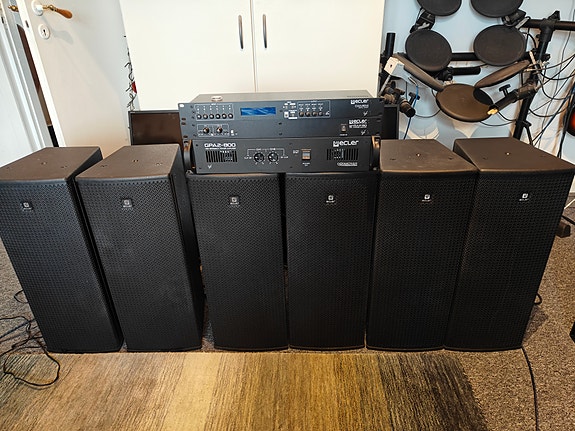 Product image 1 of 8