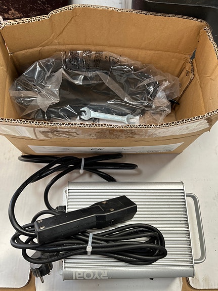 Product image 8 of 8