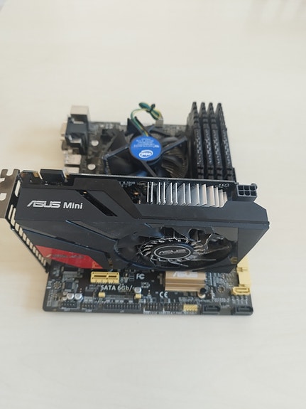 Product image 1 of 7