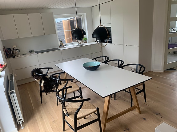 Product image 1 of 8