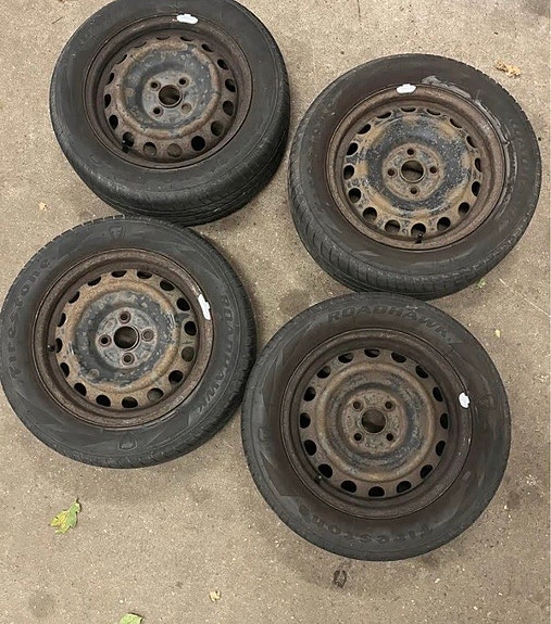 Product image 1 of 4