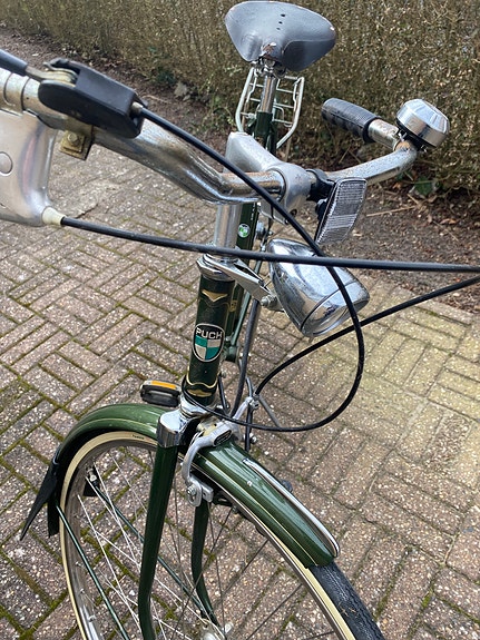 Product image 8 of 9