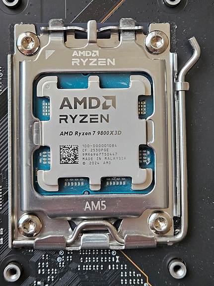 Product image 1 of 7