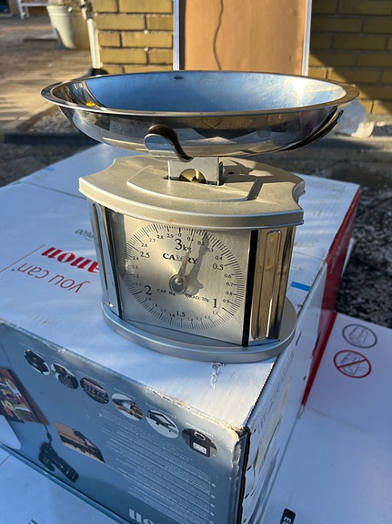 Product image 1 of 3