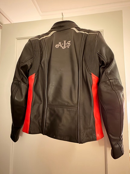 Product image 6 of 9