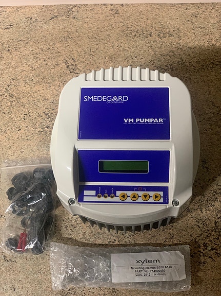 Product image 1 of 2