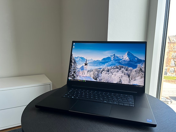 Product image 1 of 7