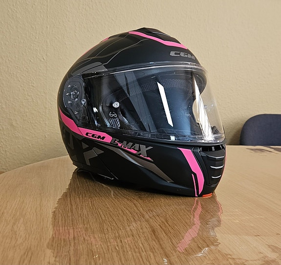 Product image 1 of 8