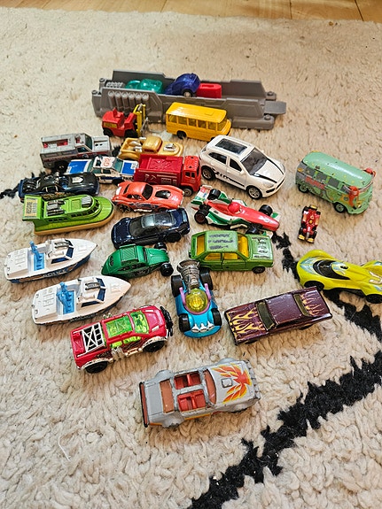 Product image 1 of 4